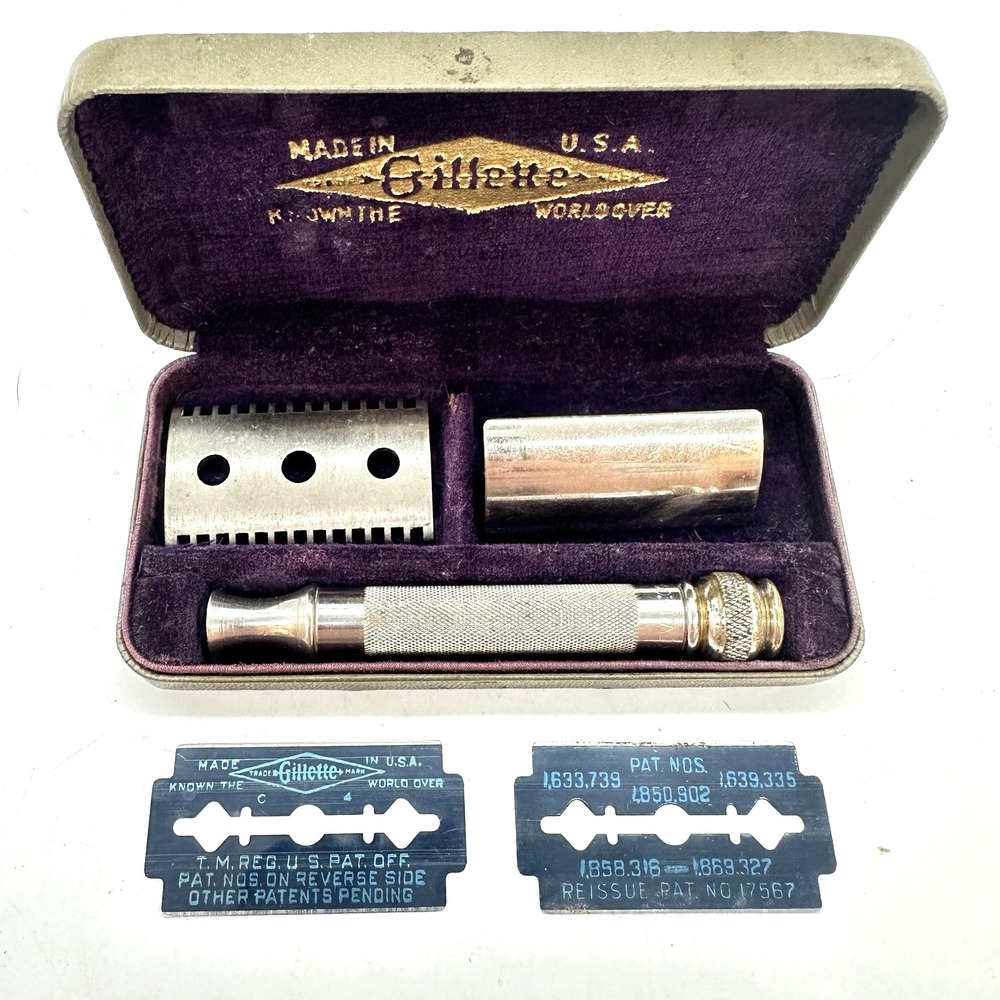 Vintage 1930s Gillette NEW Long Comb Bar Handle Safety Razor Set w/ Blue Blades